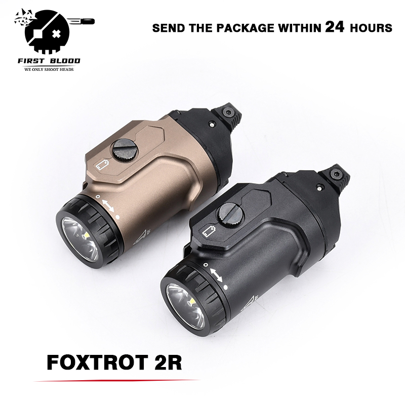 Outdoor Lighting Beacon - Linterna táctica FOXTROT2R Universal de 700