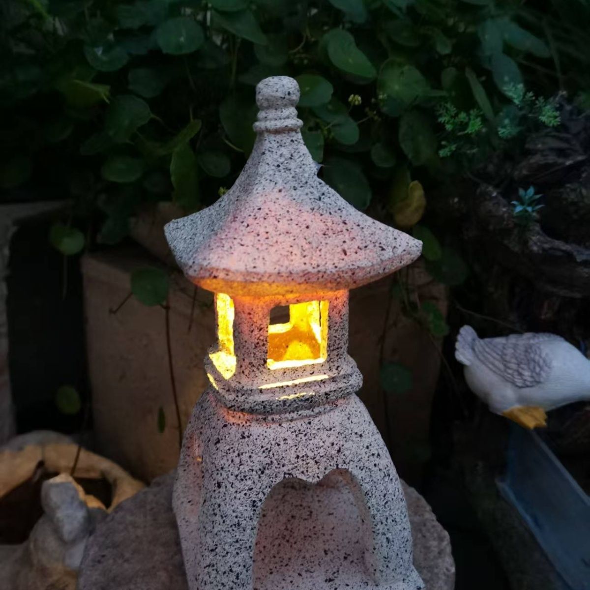 Outdoor Lighting Japanese - Lámpara Solar Decorativa de Jardín, Farol